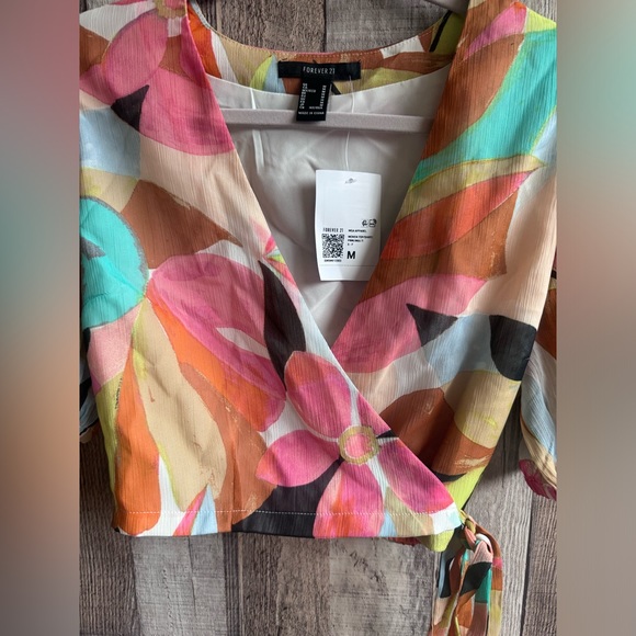 Floral Chiffon Cropped Wrap Top from Forever 21 Sz Medium - Picture 6 of 11